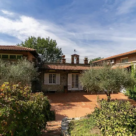 Maison Brinati 4*