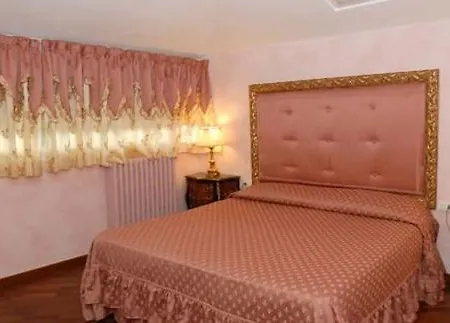 B&B Maison Brinati 몬숨마노테르메